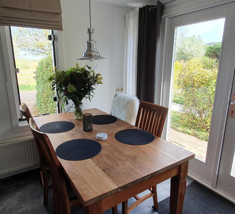Cottage Geestmerambacht, Een Nieuw Vrijstaande Sfeervol En Landelijk Gelegen Vakantiewoning Koedijk Екстериор снимка
